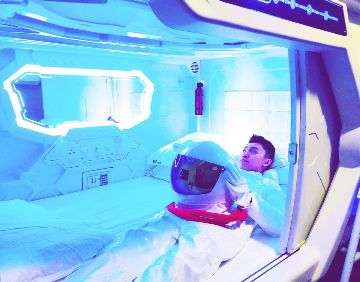 Met A Space Pod @ Boat Quay Singapur Exterior foto